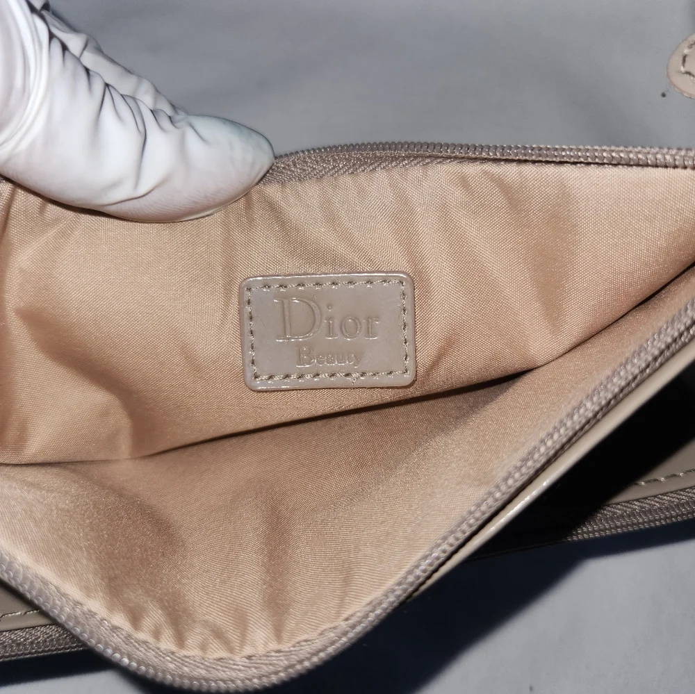 Dior excellent except